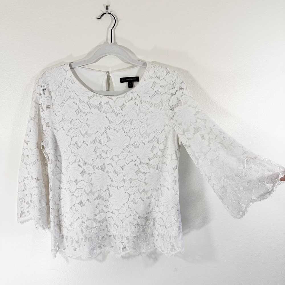 Banana Republic Lace Blouse Small White Floral 3/4 Sleeve Sheer Sleeve Lined Top